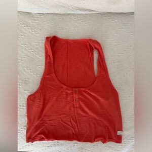 Vuori bra, tank and long sleeve